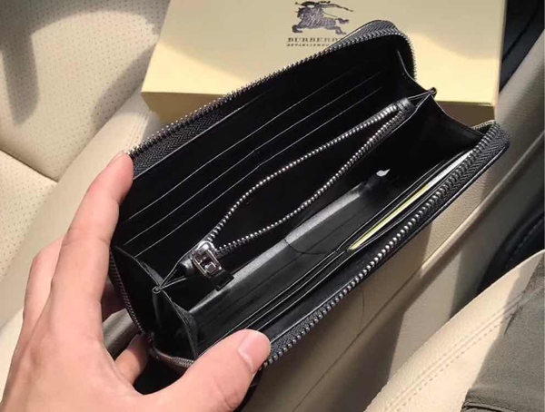 バーバリー財布角部分ディテール